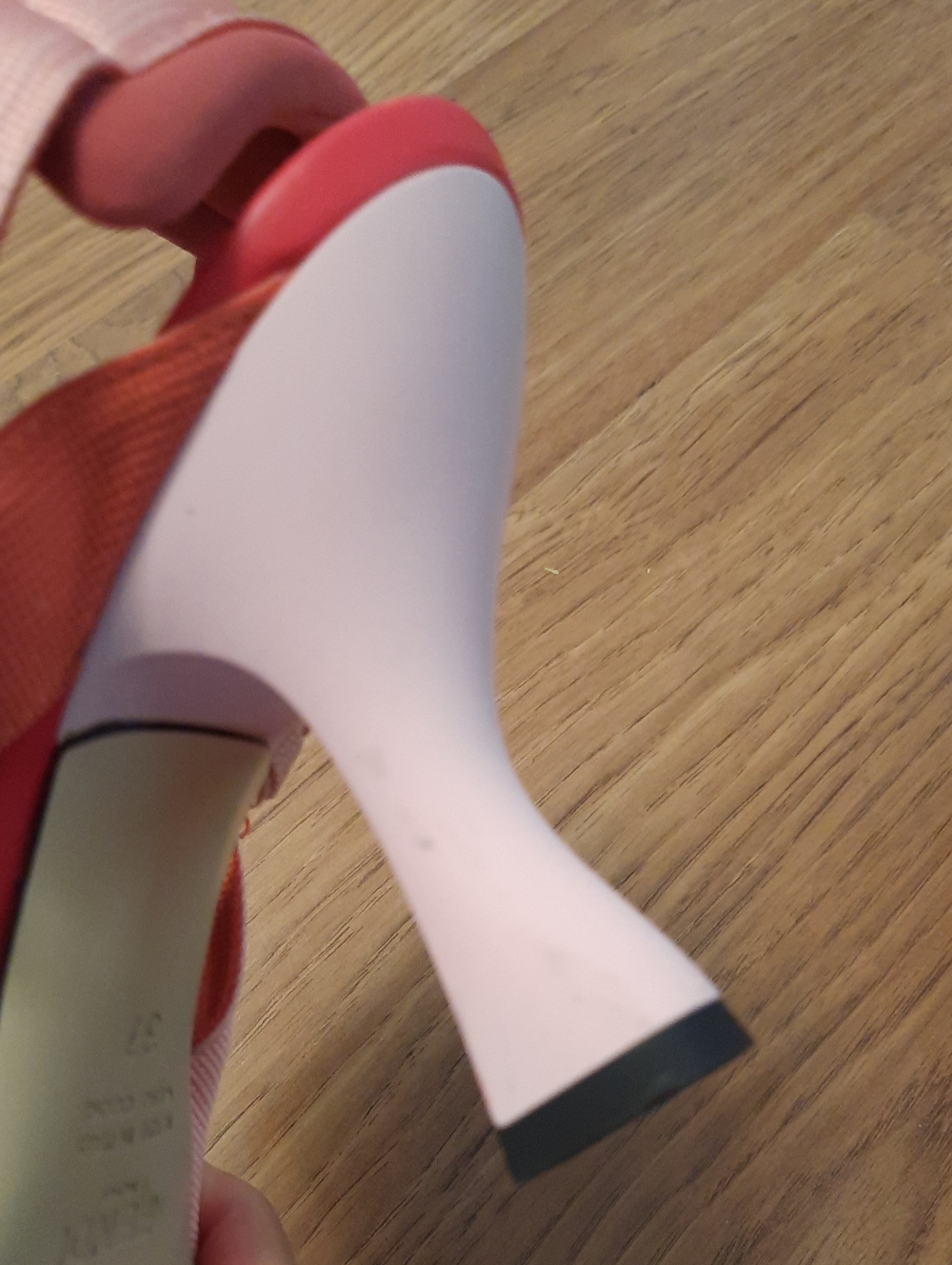 Fendi Pink, Red & Gold Beaded Pointed-Toe Slingbacks - Picture 10 of 12